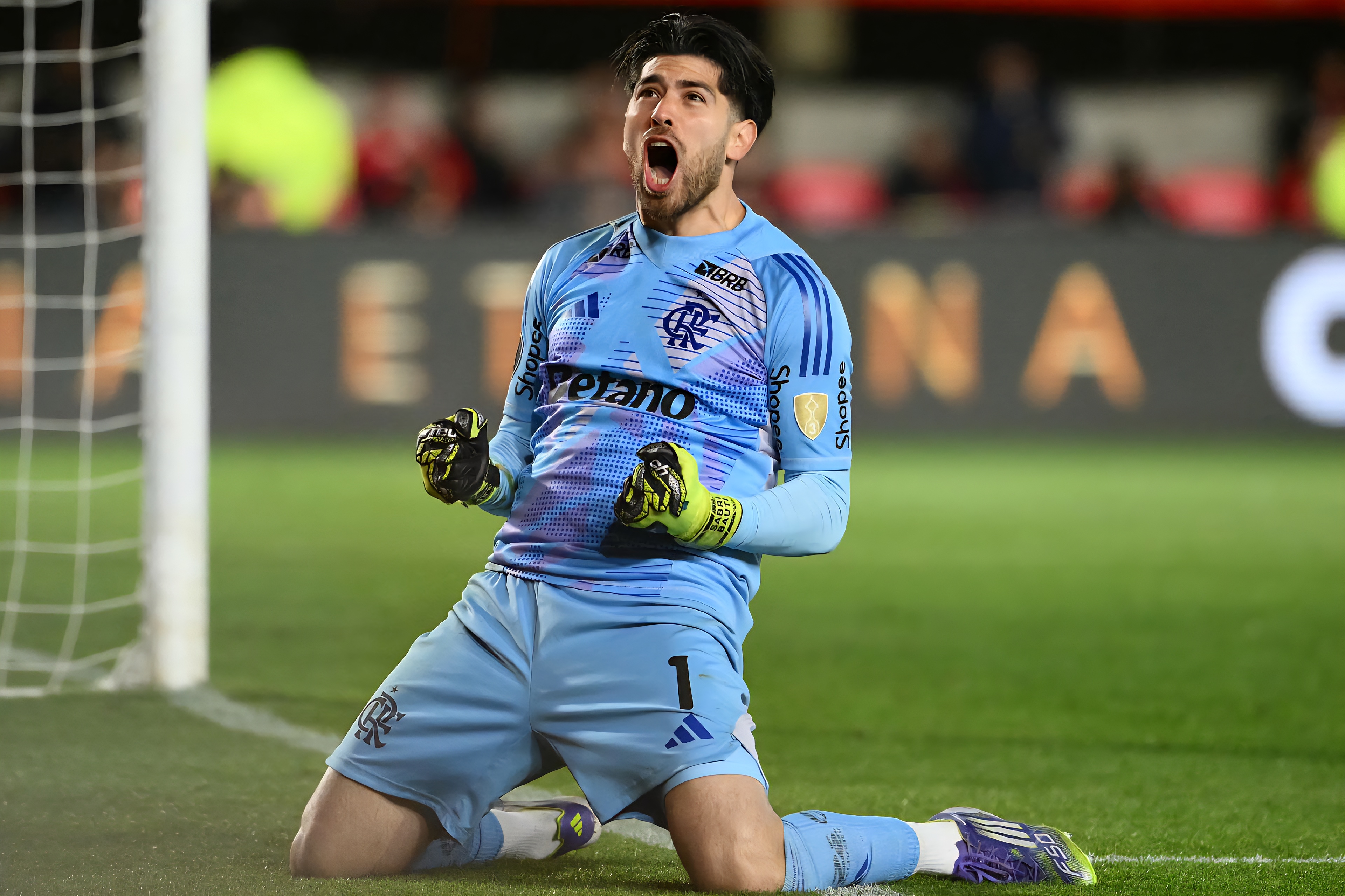 ROSSI BRILHA!!! MENGÃO NA SEMIFINAL DA LIBERTADORES!!! ROSSI BRILHA!!! MENGÃO NA SEMIFINAL DA LIBERTADORES!!!