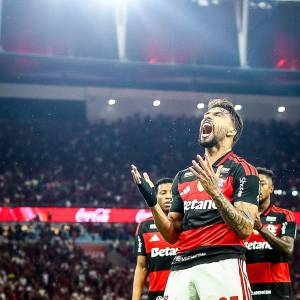 FLAMENGO VENCE SANTOS DE VIRADA NO MARACANÃ!!!